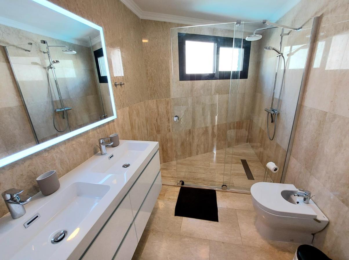 Villa Playa Amadores - Luxury Villa With Heated Pool بورتو ريكو المظهر الخارجي الصورة